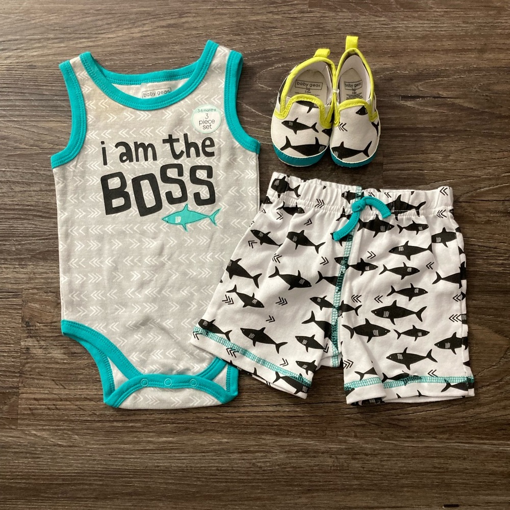 NWT 3-piece set!